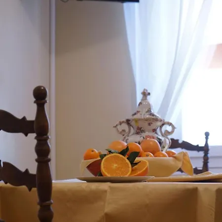 Casa Parodi, Close To The Sea راباللو